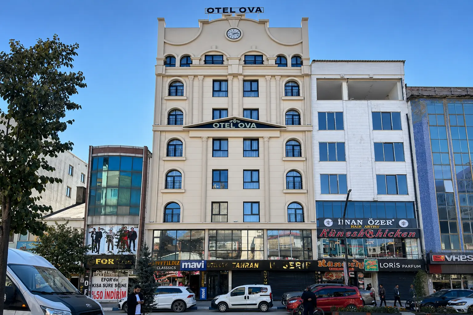 Grand Ova Otel · Gündüz görünümü